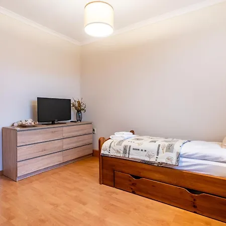 Cosy By Bookinghost *