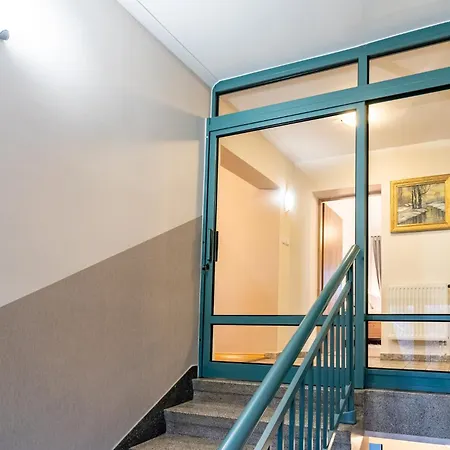 Cosy By Bookinghost Lägenhet Bielsko-Biała