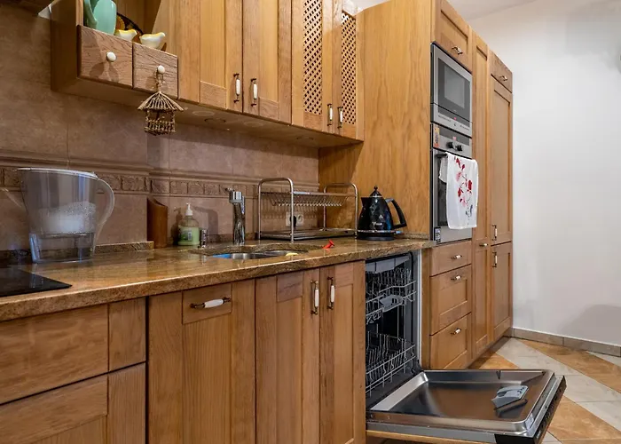 Cosy By Bookinghost 公寓 别尔斯克-比亚拉