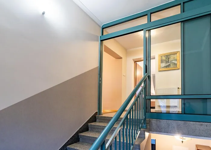 Cosy By Bookinghost 公寓