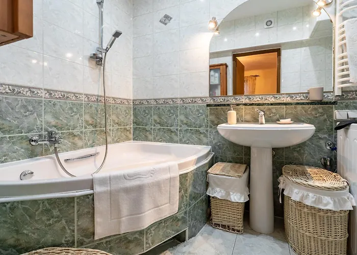 公寓 Cosy By Bookinghost