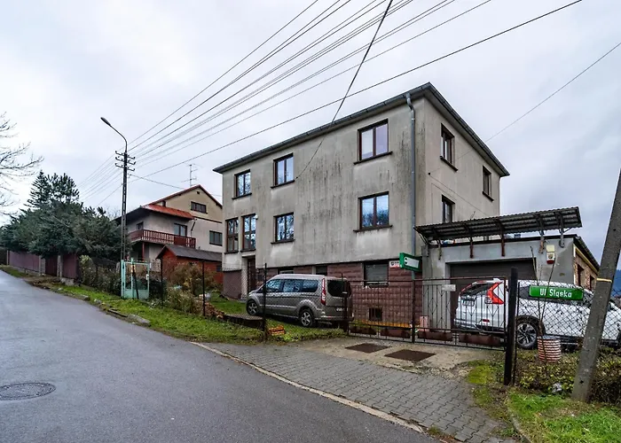 公寓 Cosy By Bookinghost